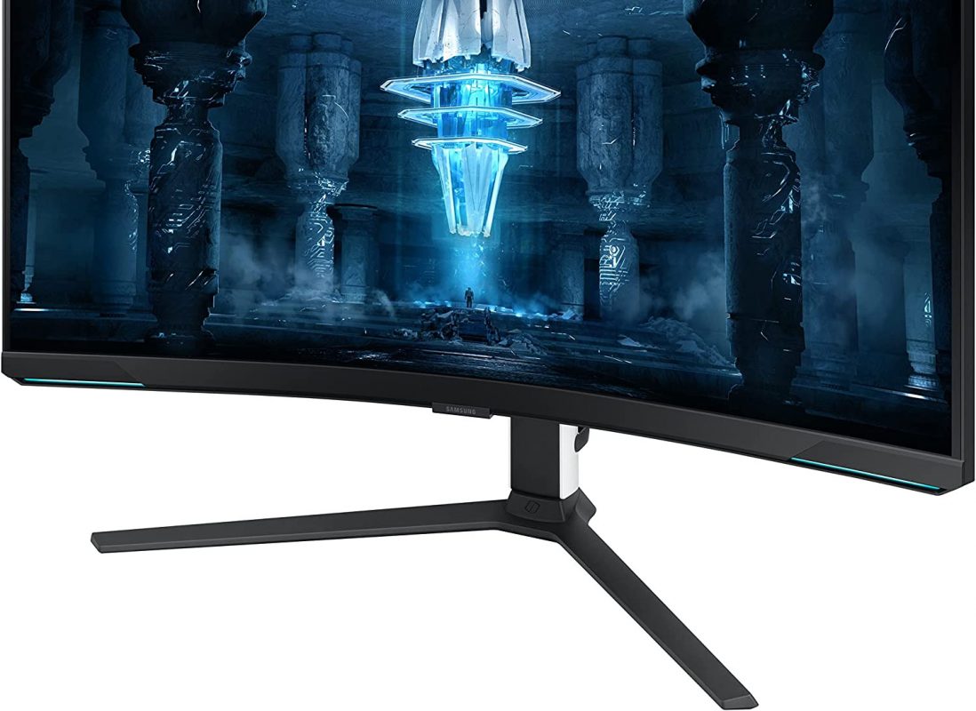 Samsung 32" Odyssey Neo G8 LS32BG852NEXXS 4K UHD 240Hz 1ms Freesync Premium Gsync Ultrawide Curve Gaming Monitor