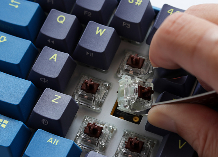 Ducky One 3 Daybreak RGB Mechanical Keyboard - Cherry MX Brown (DKON2108ST-BUSPDDBBHHC1)