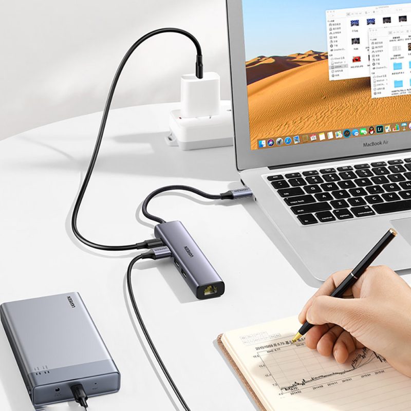 Ugreen (CM475) 20932 - USB-C To Gigabit Ethernet  c/w3 USB-A & USB-C PD