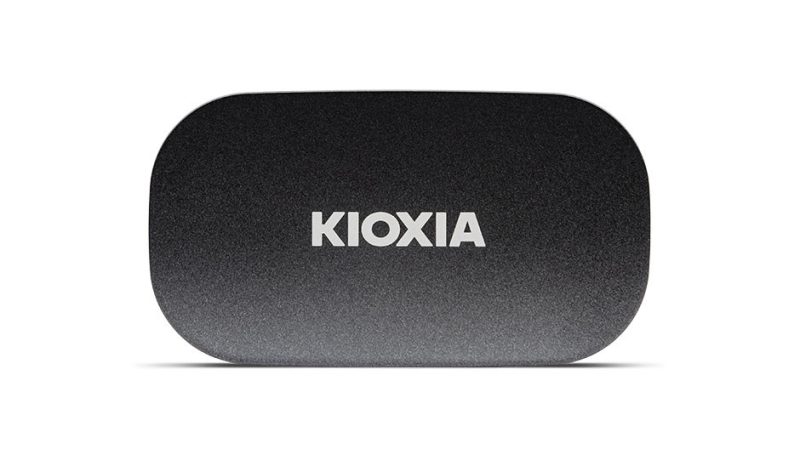 Kioxia Exceria Plus G2 2TB USB 3.2 Portable SSD - LXD20K002TG8